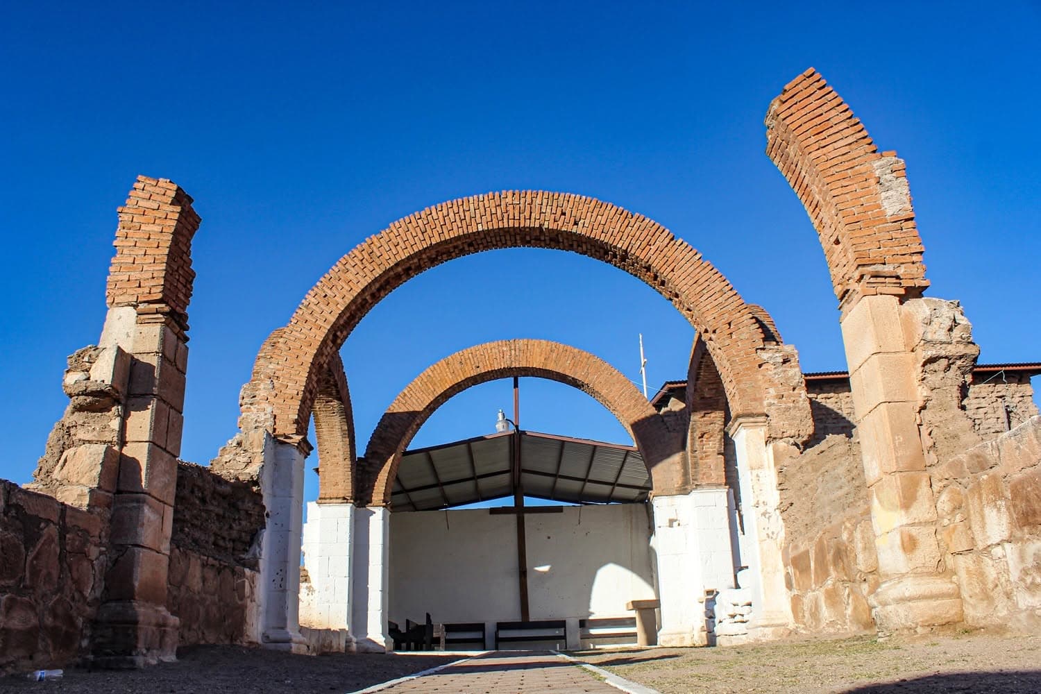Las Ruinas de La Misión de los Santos Reyes de Cucurpe