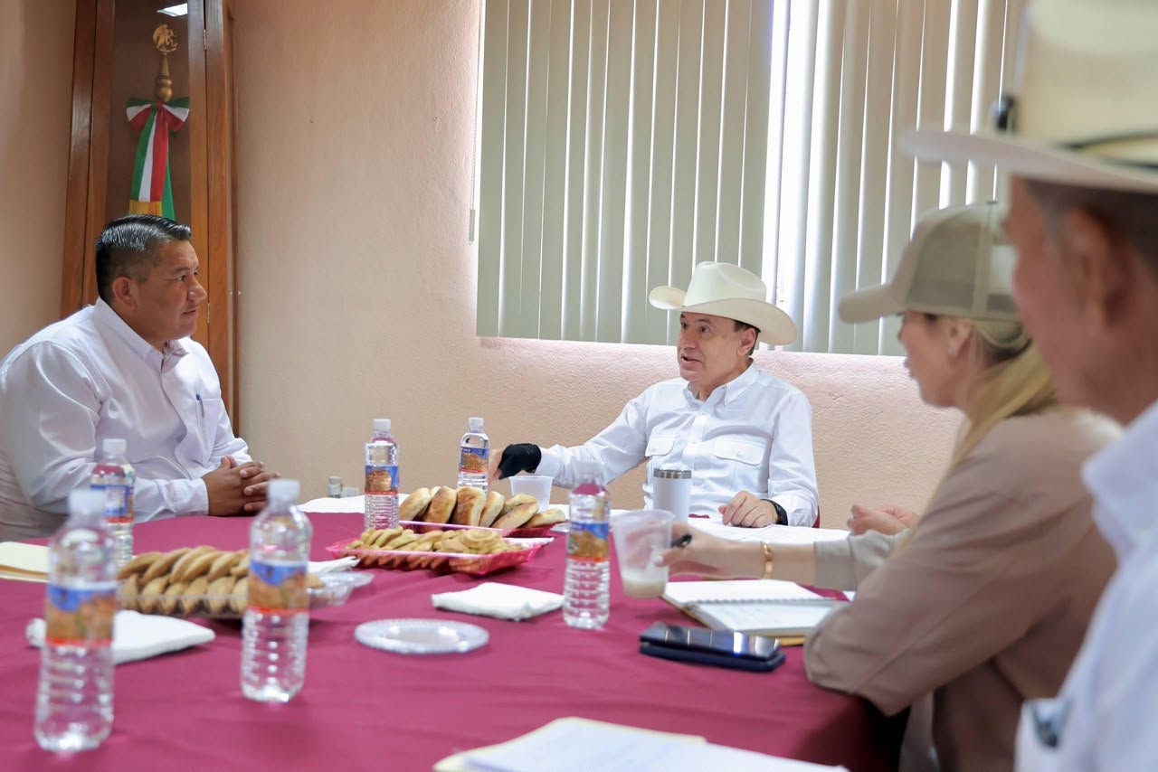 VISITA DE NUESTRO GOBERNADOR DR. ALFONSO DURAZO MONTAÑO